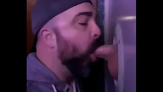 Sucking lacking stranger handy the adult hoard gloryhole