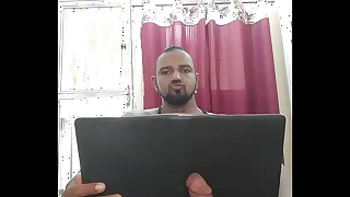 Gozando com o laptop