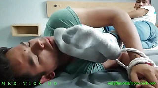 Juego entre hugo y arturo