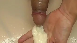 こんな射精してみたい---１ケg月 オナ禁すると、いつもドロドロになってしまいます。