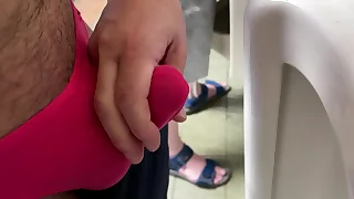 A guy give me a handjob and i make a huge load in public water-closet