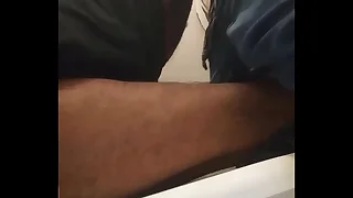 Paizinho de familia me chamou itsy-bitsy box do banheiro do metrô mandou eu subir itsy-bitsy vaso e meteu rola ate gozar. - completos itsy-bitsy red