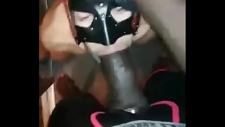 Deepthroat a negro&period; T&uacute; puedes o te rindes&quest;